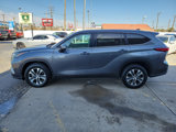Used 2023 Toyota Highlander XLE image 6