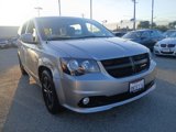 Used 2018 Dodge Grand Caravan SE image 2