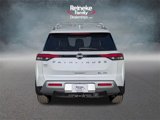 New 2025 Nissan Pathfinder SL w/ SL Premium Package image 6