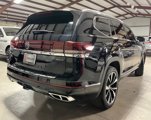 Used 2024 Volkswagen Atlas SEL Premium R-Line image 2