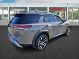 New 2025 Nissan Pathfinder Platinum image 5