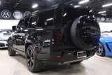 Used 2023 Land Rover Defender 130 X-Dynamic SE image 3