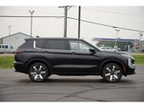 New 2025 Mitsubishi Outlander SE image 2