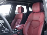 Used 2025 Porsche Macan image 5