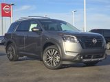 New 2025 Nissan Pathfinder SL w/ SL Premium Package image 2