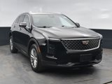 Used 2024 Cadillac XT4 Premium Luxury image 2