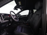 Certified 2024 Porsche Cayenne Coupe image 5
