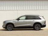 New 2026 Cadillac Vistiq Sport w/ LPO, Floor Liner Package image 4