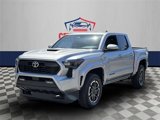 Used 2025 Toyota Tacoma TRD Sport w/ TRD Sport Upgrade Package image 3