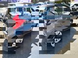 Used 2017 Nissan Versa Note SV image 6
