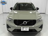 Certified 2024 Volvo XC40 B5 Plus w/ Climate Package image 3