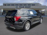 Certified 2022 Ford Explorer Limited w/ Limited Technology Package image 3