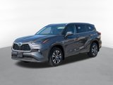 Used 2022 Toyota Highlander XLE image 3