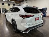 New 2025 Toyota Highlander XSE image 6