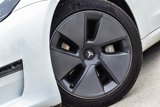 Used 2023 Tesla Model 3 Standard Range image 4