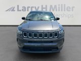 Used 2024 Jeep Compass Sport image 3