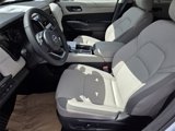 New 2025 Nissan Pathfinder SL w/ SL Premium Package image 6