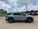 New 2025 Chevrolet Traverse High Country w/ LPO, Floor Liner Package image 4