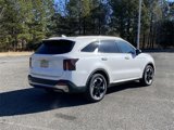 New 2025 Kia Sorento EX image 3