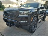 Used 2023 Nissan Frontier SV w/ Midnight Edition Package image 2
