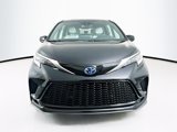Used 2024 Toyota Sienna XSE image 2