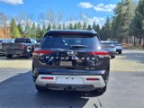 New 2025 Nissan Pathfinder SL w/ SL Premium Package image 4