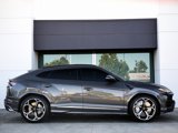 Used 2021 Lamborghini Urus image 2