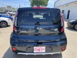 Used 2017 Kia Soul + image 4