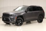 Used 2023 Jeep Grand Cherokee Altitude image 2