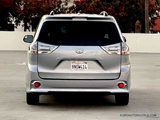 Used 2018 Toyota Sienna SE Premium image 5