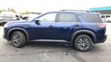 Used 2024 Nissan Pathfinder SV image 4