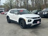 Used 2021 Chevrolet TrailBlazer LT image 2