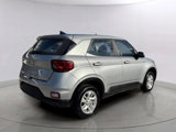 Used 2021 Hyundai Venue SE image 4