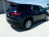 Used 2023 Chevrolet Traverse LS image 3