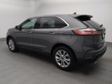 Used 2022 Ford Edge Titanium image 3