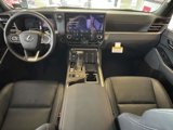Used 2025 Lexus GX 550 image 2