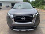 New 2025 Nissan Pathfinder Platinum image 4