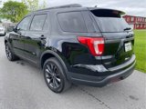 Used 2018 Ford Explorer XLT w/ Equipment Group 202A image 3
