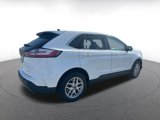 Used 2024 Ford Edge SEL image 5