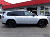 Used 2023 Jeep Grand Cherokee L Laredo image 2