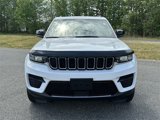 Used 2024 Jeep Grand Cherokee Laredo X w/ Luxury Tech Group I image 2