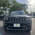 Used 2018 Jeep Grand Cherokee Limited w/ Luxury Group II image 2