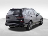 Used 2025 BMW X7 M60i image 5