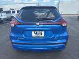 Used 2023 Nissan Kicks SV image 3