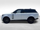 Used 2023 Land Rover Range Rover SE image 2