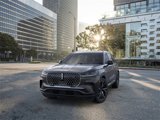 New 2025 Lincoln Aviator Reserve w/ Equipment Group 201A image 2