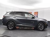 Used 2024 Kia Sportage LX image 4
