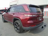 Used 2023 Jeep Grand Cherokee Altitude image 3