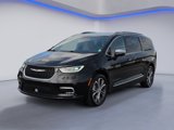 Used 2021 Chrysler Pacifica Pinnacle image 4