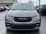 Used 2022 Chrysler Pacifica Limited image 2